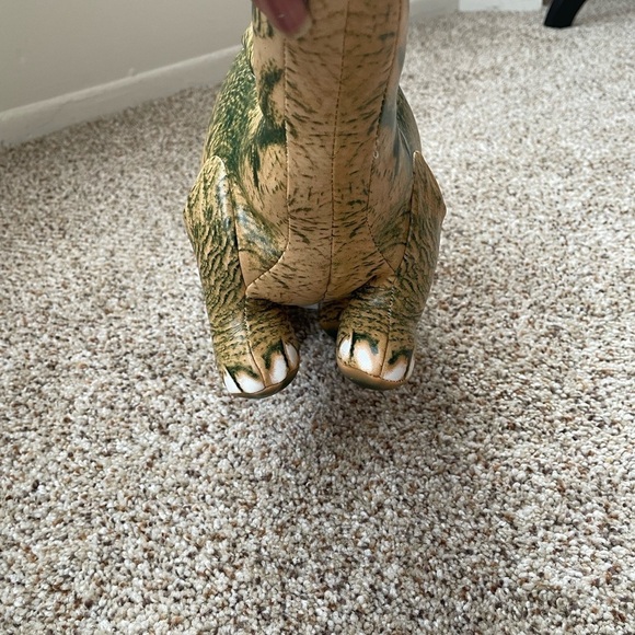 🎈🎈🎈Good Stuff Vinylsaurs Dinosaur Stuffed Animal Medium Size NWT - Picture 8 of 11